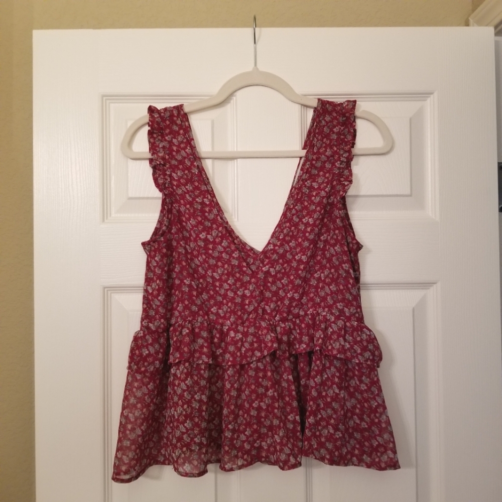 American Eagle Ruffled Floral Top